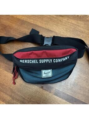 Herschel Supply Company, Nineteen Belt Bag